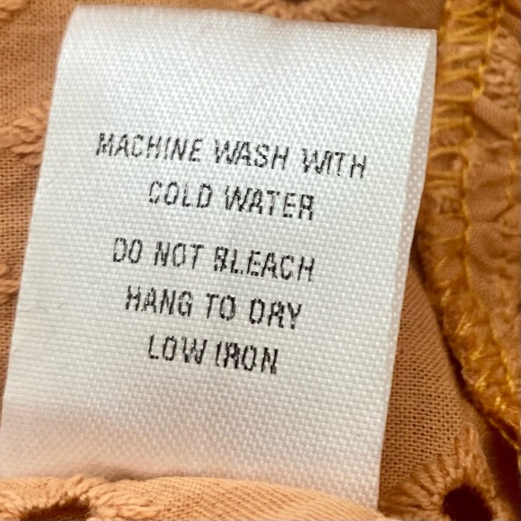 Olivaceous Mock Neck Long Sleeve Ruffled Eyelet Hobo Blouse Back Zippered NWT - Picture 7 of 9